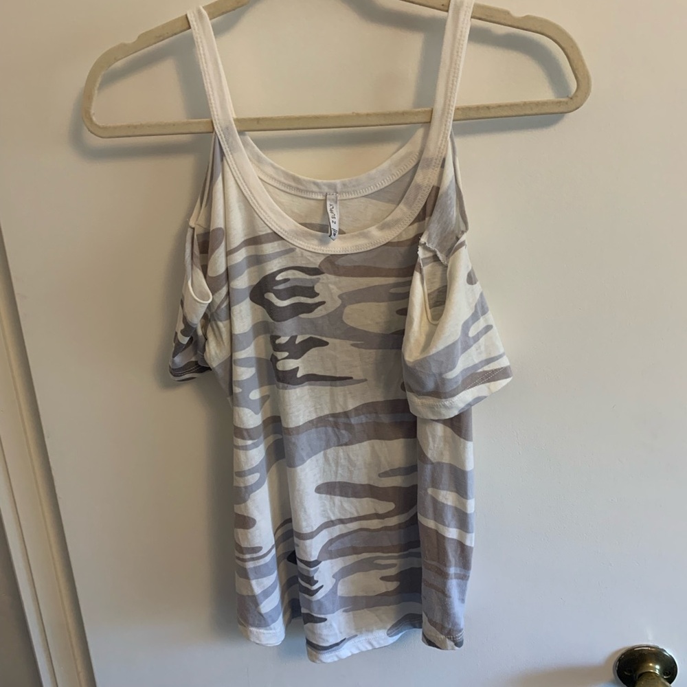 Z-supply dark grey, light grey and white cold shoulder T-shirt